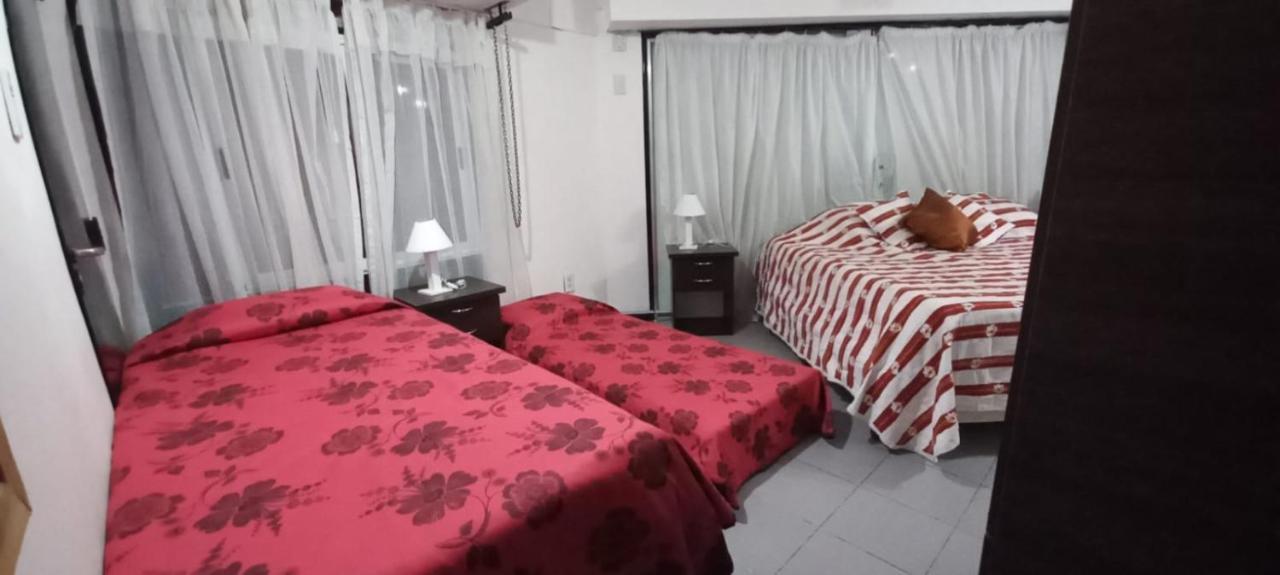 Apartamentos Willy - En Zona Residencial Con Estacionamiento Mendoza Exteriör bild